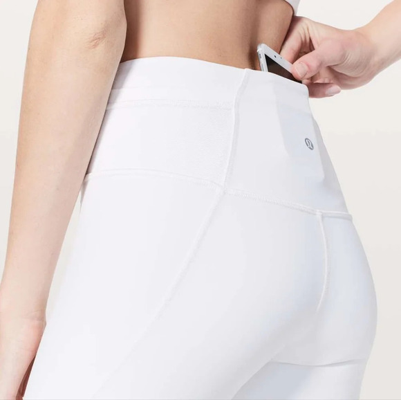 Lululemon Forget The Sweat Biker Short Mesh White Women's Size 6 Double Lined - Picture 5 of 10